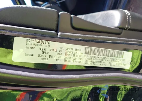 2017 Jeep Grand Cherokee Limited 4X2 из США, поврежденный, VIN 1C4RJEBG2HC933789